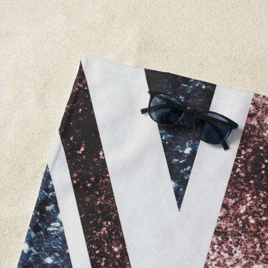 Rustige Britse vlag rode blauwe sparkles Strandlaken (In situ)