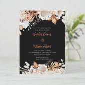 Rustige Bruine Witte Bloemen Boho Grijze Bruiloft Kaart (Staand voorkant)