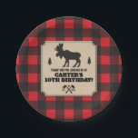 Rustige Buffalo Pset Moose Kraft-opzichpartij Papieren Bordje<br><div class="desc">Een achtergrond van een rode buffelvlek contrasteert tegen een kraftpapier kijkpaneel. Het paneel houdt je eigen speciale bericht en een mose loopt tussen twee pijnbomen. De gekruiste assen maken een douane-logo bij de bodem van het paneel. Ideaal voor een bijtende, westerne, northwood of een lumberjack op het feest voor een...</div>
