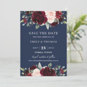 Rustige Burgundy Blush Navy Bloemen Bruiloft Save The Date (Staand voorkant)