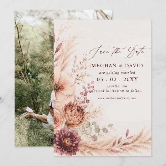 Rustige Burgundy Pampas Bloem Herfst Bruiloft Foto Save The Date (Voorkant / Achterkant)