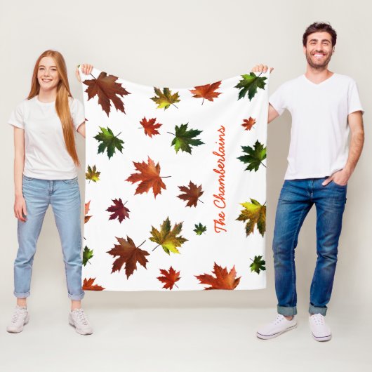 Rustige Canadese Maple Leaf met Jouw naam op wit Fleece Deken (In situ)