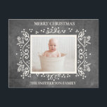 Rustige  Chalkboard-foto voor kerst Feestdagenkaart<br><div class="desc">Cute rustic  chalkboard "Merry Kerstmis" (of een groet die je graag zou willen) familiefoto wenskaart,  gepersonaliseerd met een favoriete foto en je familienaam.</div>