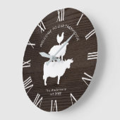 Rustige Dark Barn Wood Stack Animals Farmhouse  Grote Klok (Hoek)