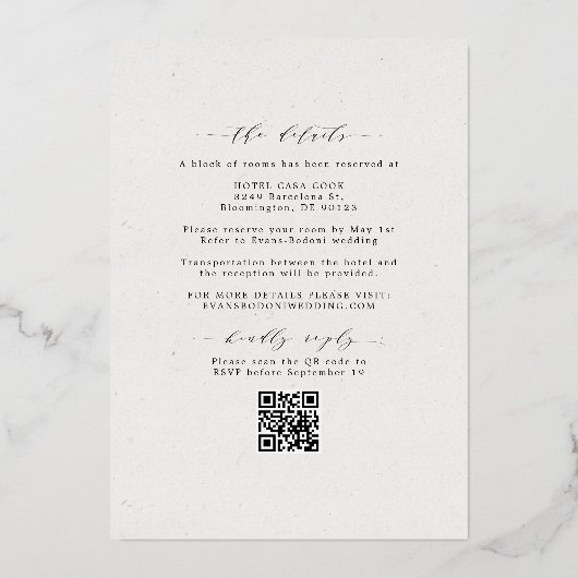 Rustige Eucalyptus & RSVP QR Code Weddenschap Roos Folie Uitnodiging (Achterkant)