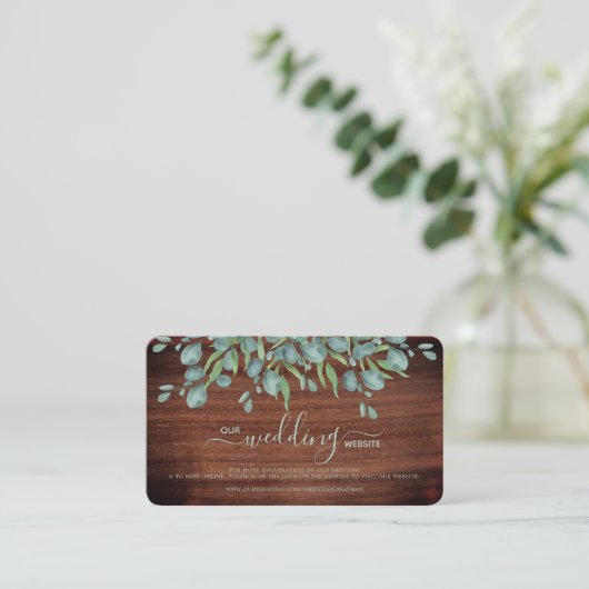 Rustige Eucalyptus Wedding QR Code RSVP Card Informatiekaartje (Staand voorkant)