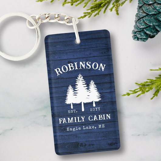 Rustige familie Cabin Trees Blue Wood Plank 2 Side Sleutelhanger