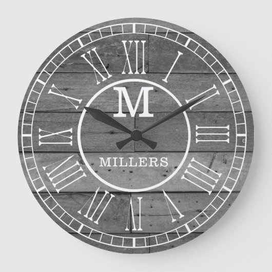 Rustige Familienaam Gray Wood Monogram Grote Klok (Voorkant)