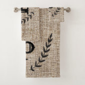 Rustige Farmhouse Burlap & Black Botanical Laurel Bad Handdoek (Insitu)