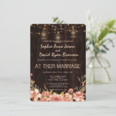Rustige Floral Wood Old Lantern Wedding Invite Kaart (Staand voorkant)