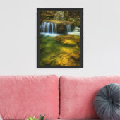 Rustige Forest Stream Ingelijste Canvas Art Print (Insitu (Woonkamer))
