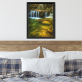 Rustige Forest Stream Ingelijste Canvas Art Print (Insitu (Slaapkamer))