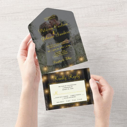 Rustige fotobekleding met houten touwlichten bruil all in one uitnodiging (Afscheurbaar)