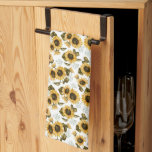 Rustige Gele Zonnebloem Theedoek<br><div class="desc">Rustieke bloemige keukenhanddoek voor de herfst met waterverf illustratie van gele zonnebloemen met baby's adem.</div>