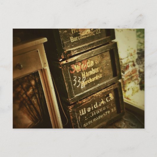 Rustige, gestapelde wolken met kratten briefkaart (Voorkant)