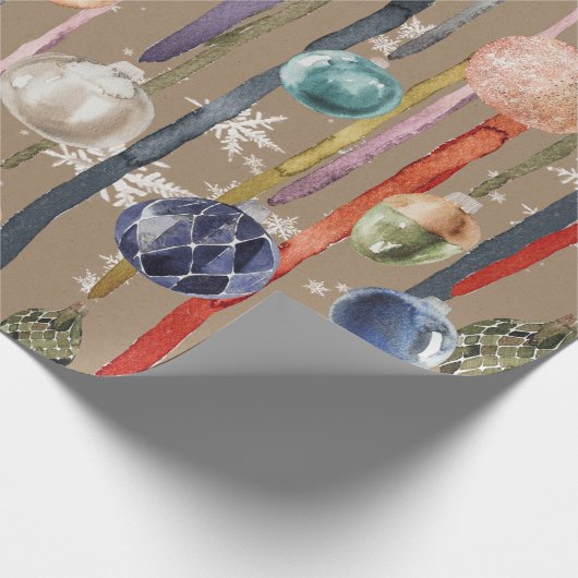 Rustige  glazen siervoorwerpen op lint cadeaupapier (Hoek)