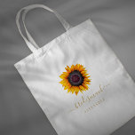 Rustige gouden bruiloften bruidsmeisje tote bag<br><div class="desc">Robuust elegante zomer- of herfstherfstherfstherfst bruidebruidsmeisje, eerwaanzinnig meisje of canvas tas van een bloemenmeisje met prachtige zonnebloemen met aangepaste tekst. U kunt verkiezen om het verder veranderende doopvonten en kleuren van het schrijven aan te passen. De canvas tas is geschikt voor elegante herfst in de zomer of in het najaar,...</div>