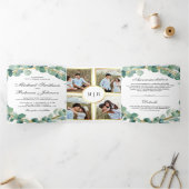 Rustige groene en gouden Eucalyptus Wreath Wedding Drieluik Uitnodiging (Binnen)