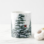 Rustige groene winterpine Trees rode kardinale vog Koffiemok<br><div class="desc">Rustieke Groene Winter Pine Trees Rode Kardinaal Vogel Waterverf Koffie Mok. Vier feestdagen met deze eenvoudige en moderne niet-foto ontwerp feestelijke, natuurlijke natuur kleurstijlkaarten! Met een besneeuwde dag in een berghelling met hoge, zacht groen beschilderde waterverf bosdennenbomen en een winterrode vogel aan de boom. Ik wens u allen een vrolijk...</div>