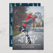 Rustige handfoto's met foto's opslaan onze datum save the date (Voorkant / Achterkant)