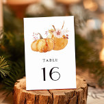 Rustige Herfst Gold Floral Pumpkin Wedding Kaart<br><div class="desc">Het nummer van deze trouwtafel is voorzien van roestrijke waterverf bloemen en pompoenen in verbrande oranje,  goud,  terracotta,  bruinkool met beige en bruine pampasgras. Voor meer geavanceerde aanpassing van dit ontwerp,  te klikken gelieve de "pas verder"verbinding aan. Overeenkomende objecten zijn ook beschikbaar.</div>