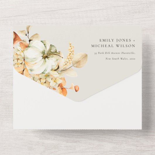 Rustige Herfst Pumpkin Leafy Floral Arch Wedding All In One Uitnodiging (Achterkant)