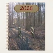 Rustige Houten Brug Tussen Hoge Bomen Planner (Voorkant)