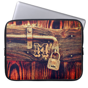 Rustige houten deuren met bruine houthout laptop sleeve