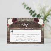 Rustige Houten Kerst Huwelijk RSVP Kaartje (Staand voorkant)