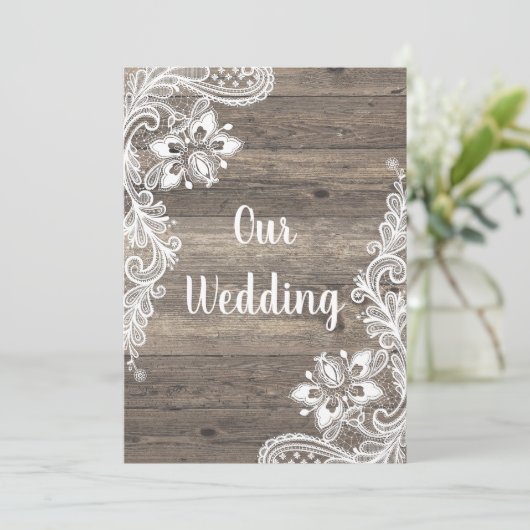 Rustige houten witlace bruiloft kaart (Staand voorkant)