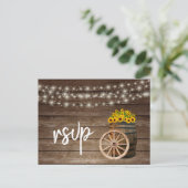 Rustige houtsloop en zonnebloemen - RSVP Uitnodiging Briefkaart (Staand voorkant)