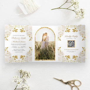 Rustige Ivory Floral Gold Glitter QR Code Weddensc Drieluik Uitnodiging