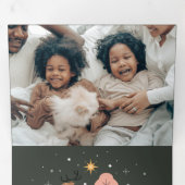 Rustige kerstavond met rendieren en konijn drieluik wenskaart (Binnenzijde eerst)