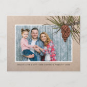 Rustige kerstfoto Pinecone Brown Kraft Paper Feestdagenkaart (Voorkant)