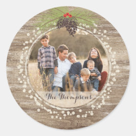 Rustige kerstpine Branch & Berries - Houtfoto Ronde Sticker