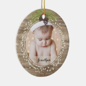 Rustige kerstpine Branch & Berries Woodgrain Keramisch Ornament (Rechts)