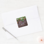 Rustige kersttafel met pine & Sneeuwkeuken Vierkante Sticker (Envelop)