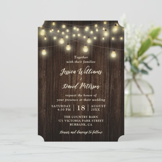 Rustige landelijke Barn Wood String Lights Wedding Kaart (Staand voorkant)