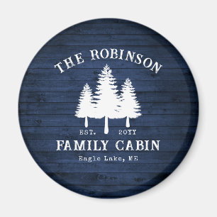 Rustige landengezinscabine Trees Blue Wood Print Magneet