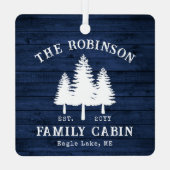 Rustige landengezinscabine Trees Blue Wood Print Metalen Ornament (Achterkant)