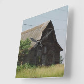 Rustige landschuurklok vierkante klok (Hoek)