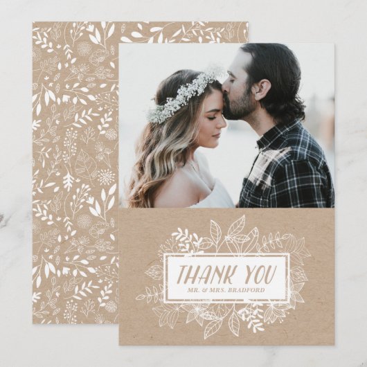 Rustige Latijnse Witte bloemen op kraftpapier Dank Bedankkaart (Voorkant / Achterkant)