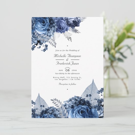 Rustige marine & White met Silver QR Code Weddensc Kaart (Staand voorkant)