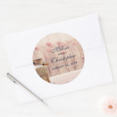 Rustige melk kan met woeste en bloemen ronde sticker (Envelop)