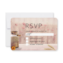 Rustige melk kan met woeste en bloemen