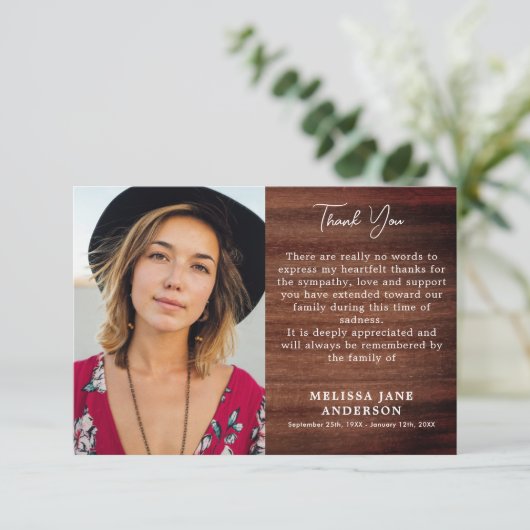 Rustige Memorial Loving Memory Sympathie Funeral Bedankkaart (Staand voorkant)