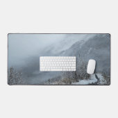 Rustige met sneeuw bedekte trail-desktop bureaumat (Keyboard & Muis)