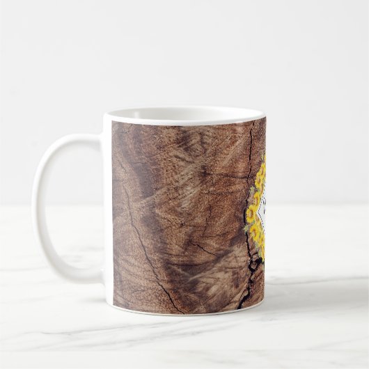 Rustige monogram zonnebloemen & houtextuur koffiemok (Links)