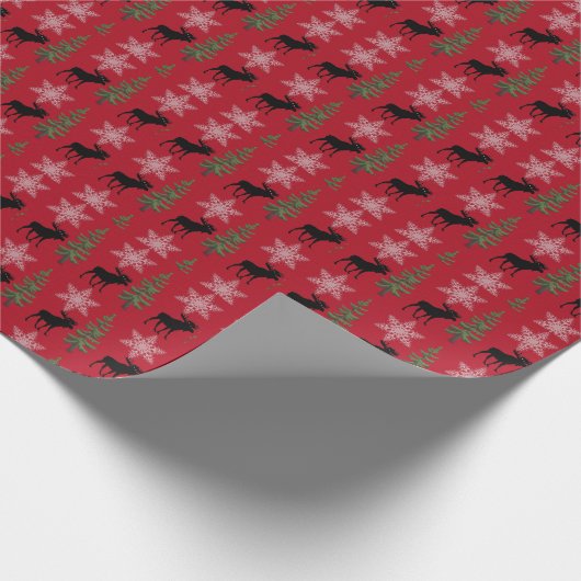 Rustige Moose Snowflake Pine Tree Red Cadeaupapier (Hoek)