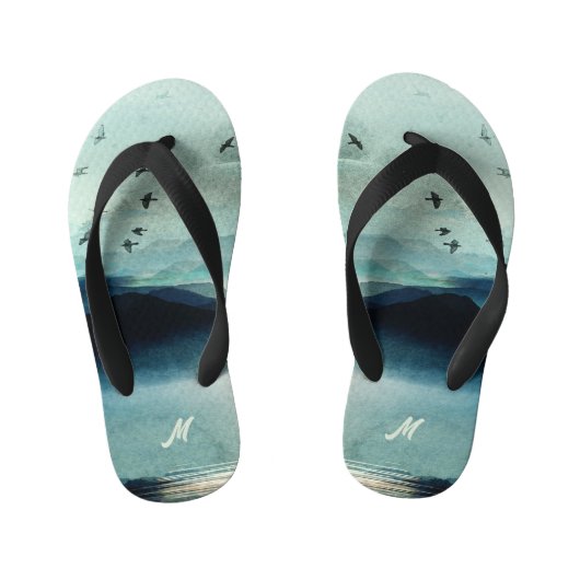 Rustige natuur aquarel bergscène met monogram kinder teenslippers (Voetbed)